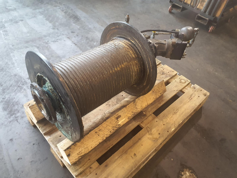 Terex AC 50-1 hoist gear - Celtnis-manipulators: foto 3 Terex AC 50-1 hoist gear - Celtnis-manipulators: foto 3