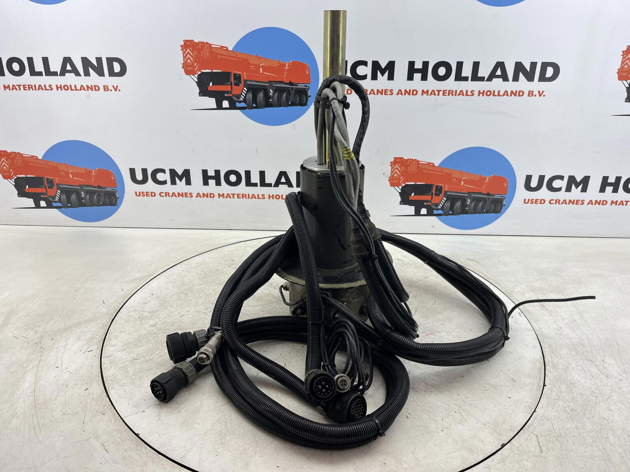 Terex AC slip ring assy - Elektrosistēma - Celtnis: foto 2 Terex AC slip ring assy - Elektrosistēma - Celtnis: foto 2