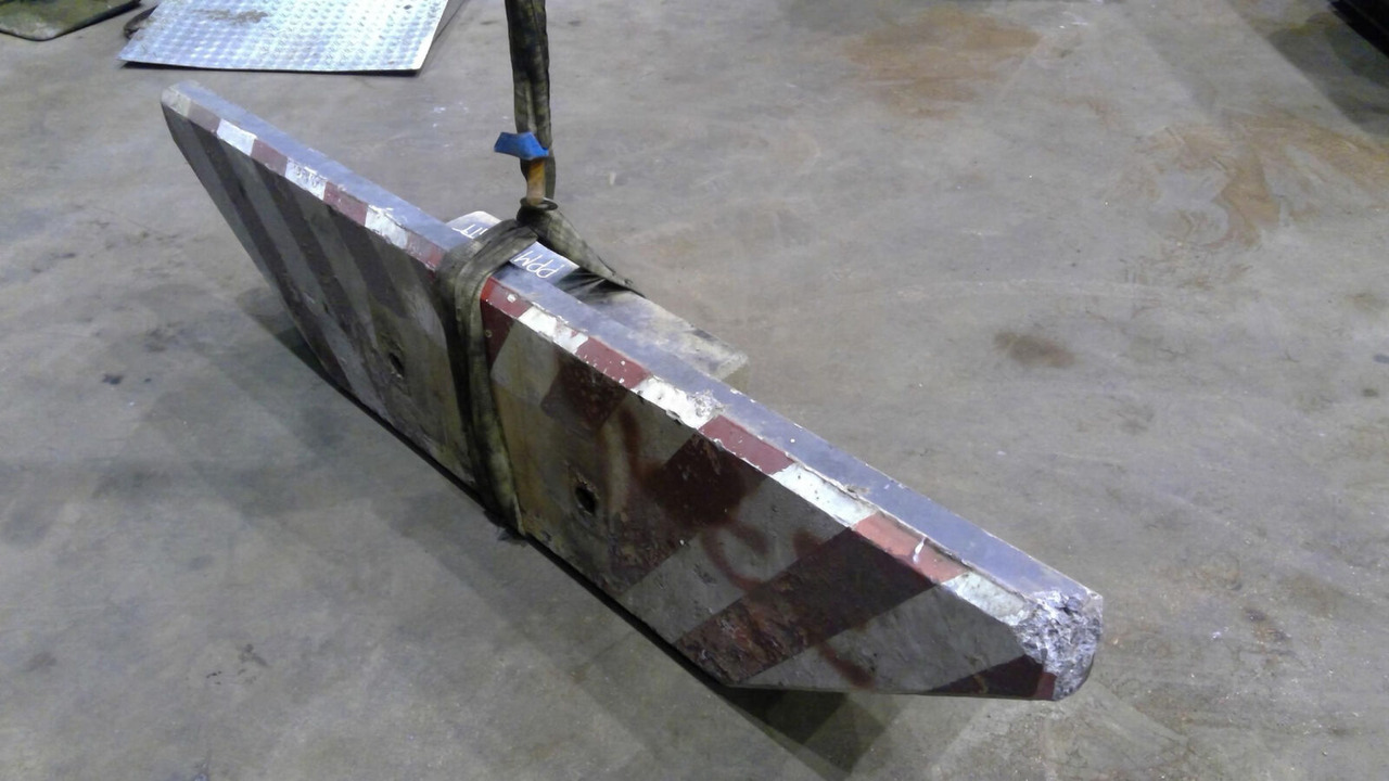 Terex PPM 280 ATT counterweight 0,6 ton - Pretsvars - Autoceltnis: foto 4 Terex PPM 280 ATT counterweight 0,6 ton - Pretsvars - Autoceltnis: foto 4