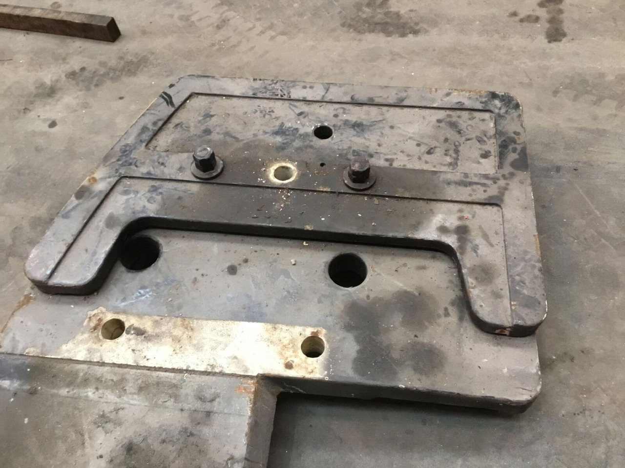 Terex PPM 400 ATT counterweight 200 kg - Pretsvars - Autoceltnis: foto 3 Terex PPM 400 ATT counterweight 200 kg - Pretsvars - Autoceltnis: foto 3