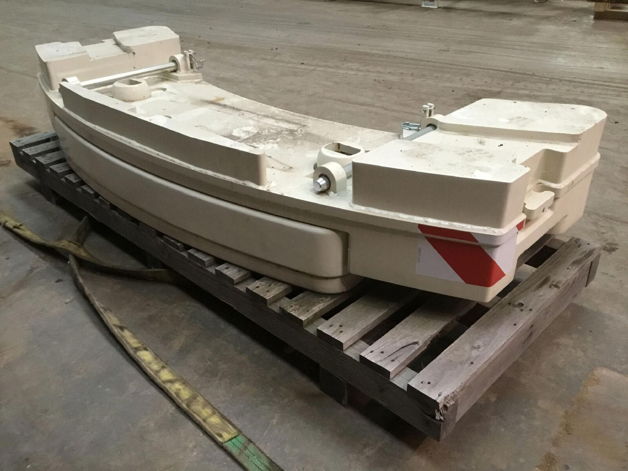 Terex Terex AC 40L counterweight 1,8 1,1 0,6 T - Pretsvars - Autoceltnis: foto 1 Terex Terex AC 40L counterweight 1,8 1,1 0,6 T - Pretsvars - Autoceltnis: foto 1