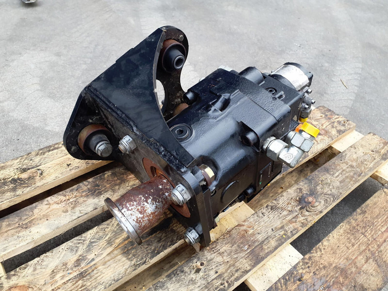 Terex Terex Challenger 3160 Hydraulic pump - Hidrauliskais sūknis - Celtnis: foto 2 Terex Terex Challenger 3160 Hydraulic pump - Hidrauliskais sūknis - Celtnis: foto 2