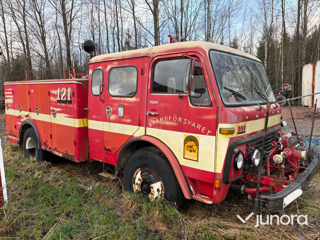 Brandbil - Volvo F86T - Ugunsdzēsēju mašīna: foto 4 Brandbil - Volvo F86T - Ugunsdzēsēju mašīna: foto 4