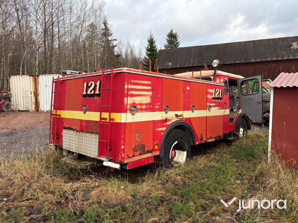 Brandbil - Volvo F86T - Ugunsdzēsēju mašīna: foto 5 Brandbil - Volvo F86T - Ugunsdzēsēju mašīna: foto 5