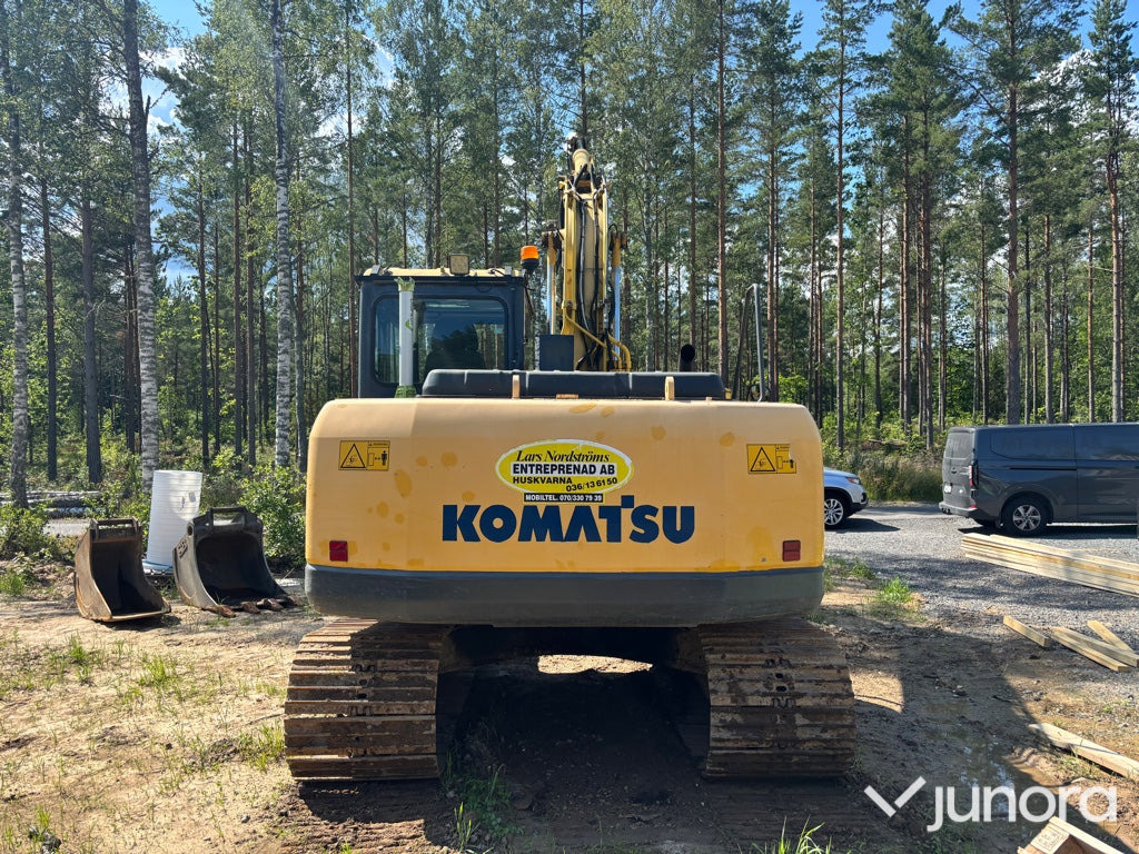 Grävmaskin Komatsu PC130 - Kāpurķēžu ekskavators: foto 4 Grävmaskin Komatsu PC130 - Kāpurķēžu ekskavators: foto 4