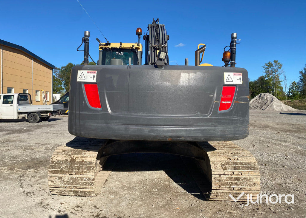 Grävmaskin - Volvo, EC210CL - Kāpurķēžu ekskavators: foto 4 Grävmaskin - Volvo, EC210CL - Kāpurķēžu ekskavators: foto 4