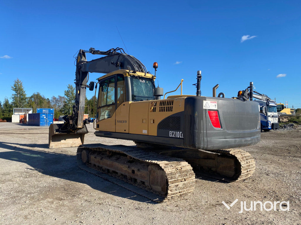 Grävmaskin - Volvo, EC210CL - Kāpurķēžu ekskavators: foto 3 Grävmaskin - Volvo, EC210CL - Kāpurķēžu ekskavators: foto 3