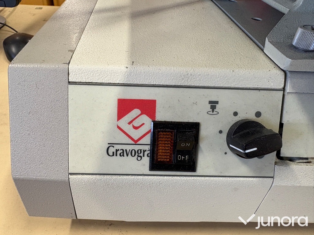 Gravyrmaskin Gravograph IS600 - Darbagalds: foto 5 Gravyrmaskin Gravograph IS600 - Darbagalds: foto 5