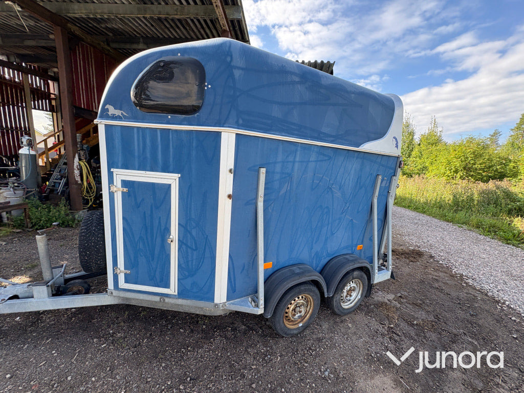 Hästtransport - Cheval Liberté - Zirgu piekabe: foto 5 Hästtransport - Cheval Liberté - Zirgu piekabe: foto 5