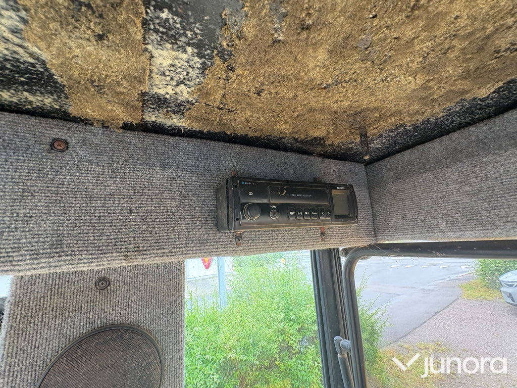 Riteņu iekrāvējs Hjullastare/Minilastare Case 121B: foto 17