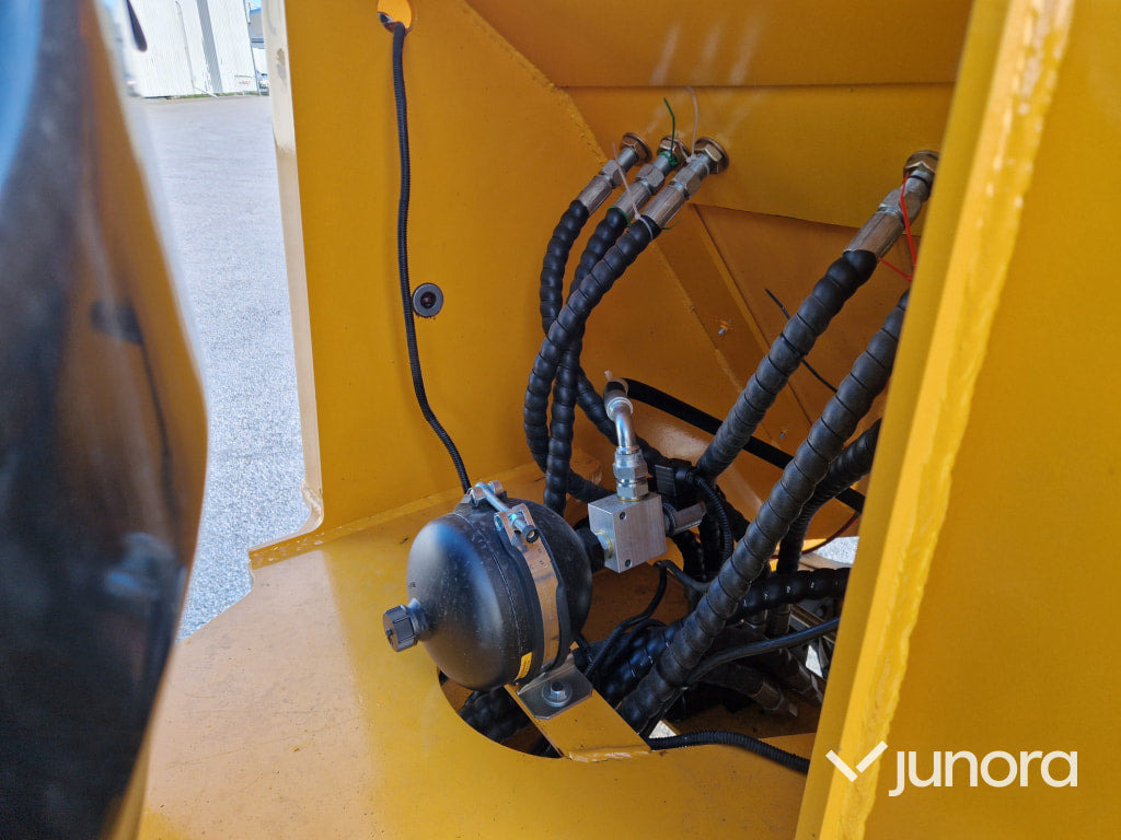 Riteņu iekrāvējs Hjullastare - Swekip, 3080: foto 7 Riteņu iekrāvējs Hjullastare - Swekip, 3080: foto 7