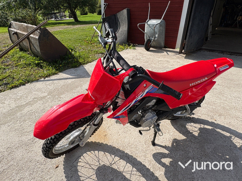 Honda SDH 110cc 2022 - Motocikls: foto 1 Honda SDH 110cc 2022 - Motocikls: foto 1