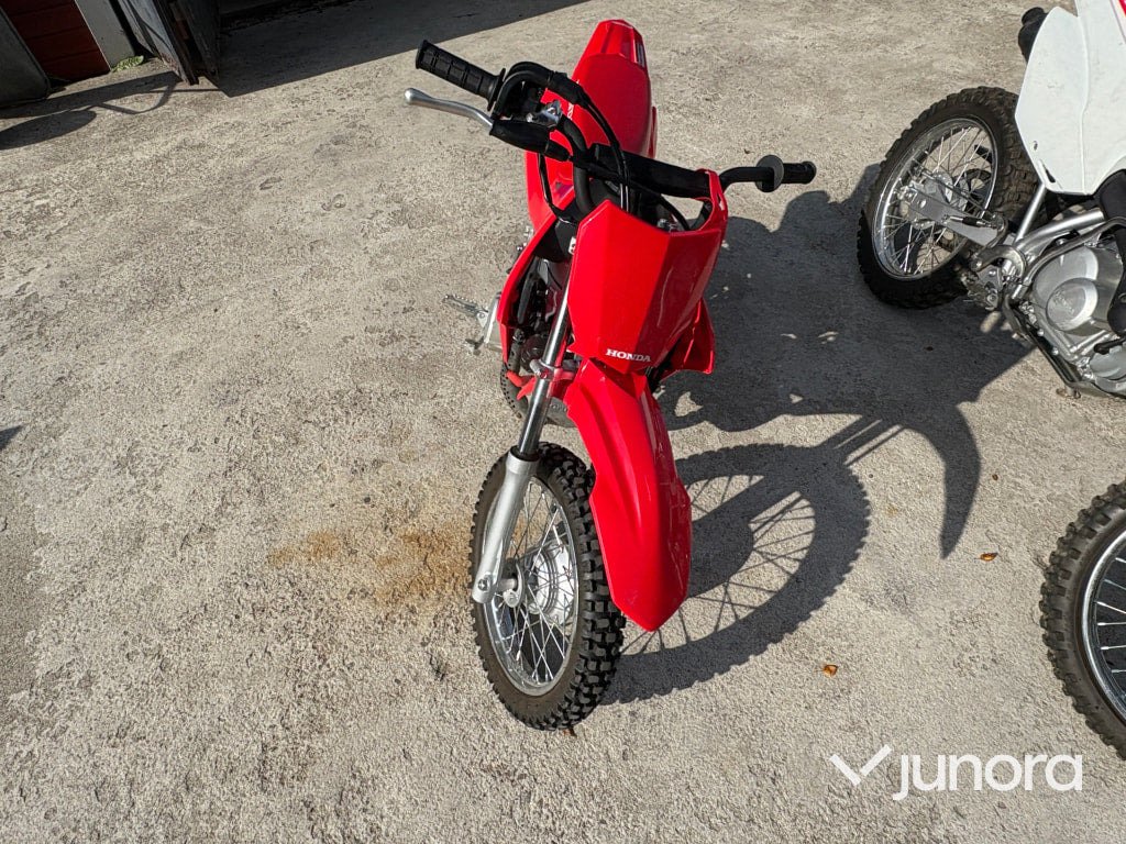 Honda SDH 110cc 2022 - Motocikls: foto 4 Honda SDH 110cc 2022 - Motocikls: foto 4
