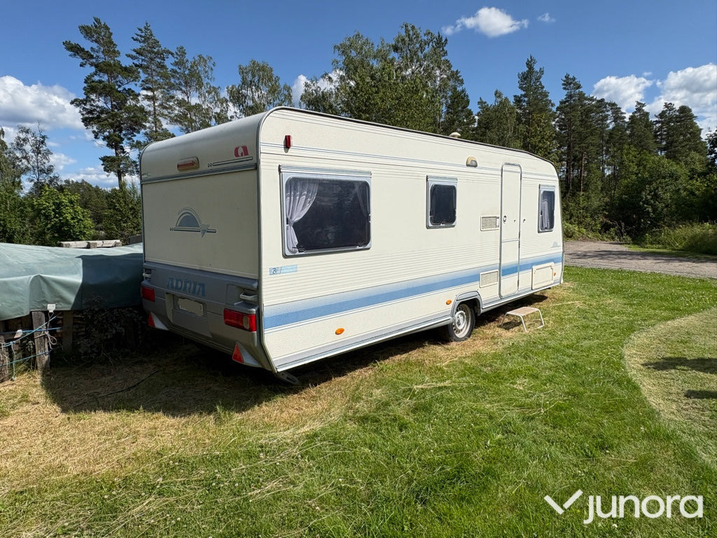 Dzīvojamais treileris Husvagn - Adria: foto 8