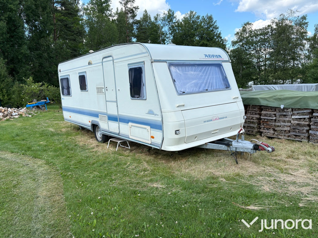 Husvagn - Adria - Dzīvojamais treileris: foto 4 Husvagn - Adria - Dzīvojamais treileris: foto 4
