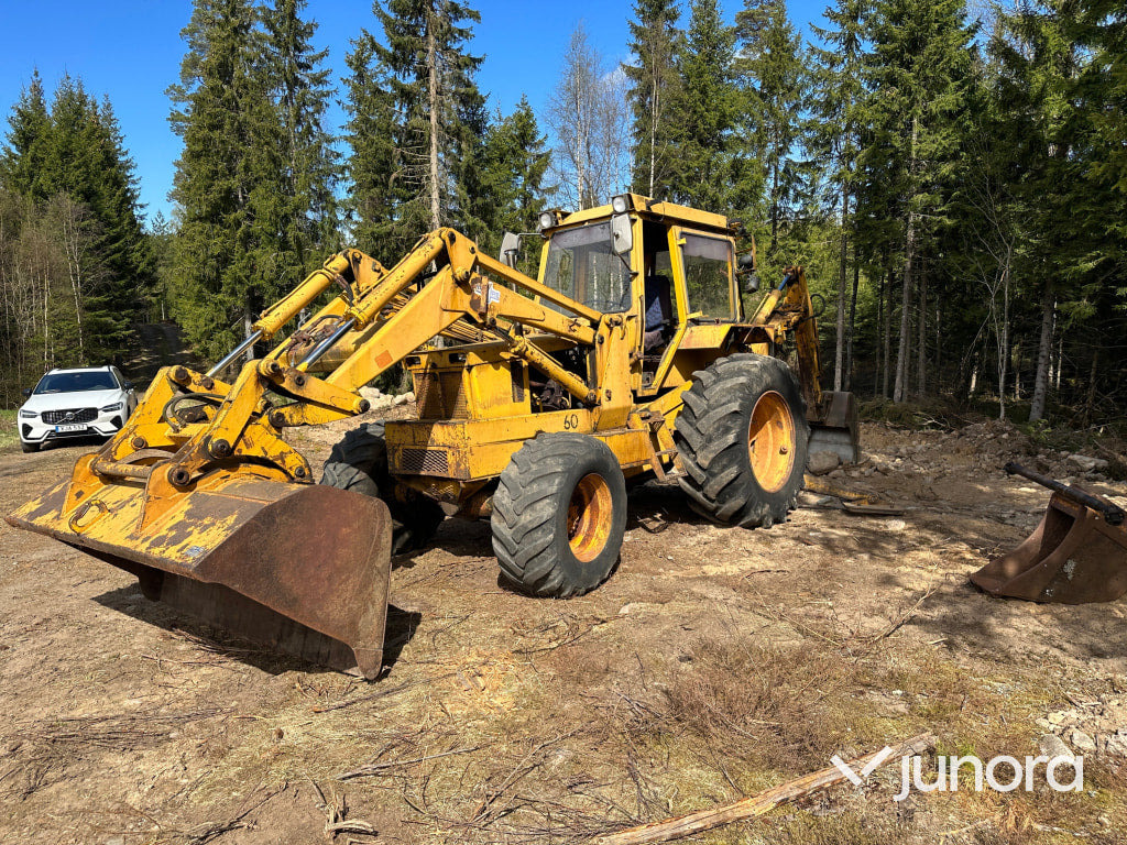Hymas 62 S Traktorgrävare - Ekskavators-iekrāvējs: foto 1 Hymas 62 S Traktorgrävare - Ekskavators-iekrāvējs: foto 1