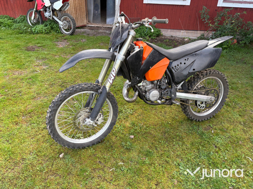 KTM 125 Sx 2003 - Motocikls: foto 2 KTM 125 Sx 2003 - Motocikls: foto 2
