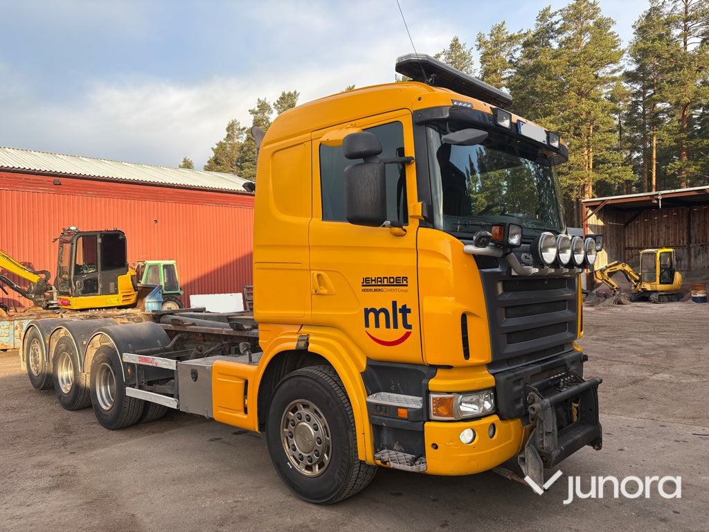 Lastväxlare- Scania G440LB8X4*4HSA - Pacēlājs ar āķi: foto 4 Lastväxlare- Scania G440LB8X4*4HSA - Pacēlājs ar āķi: foto 4