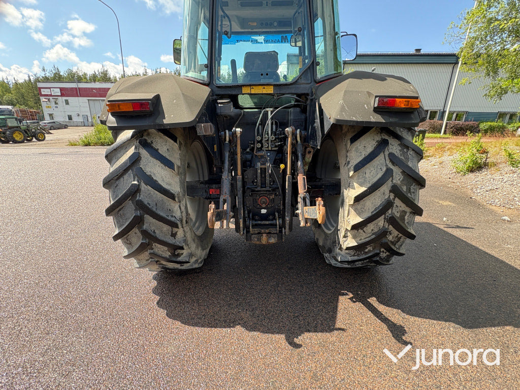 Massey Ferguson 6270 med Lastare - Traktors: foto 5 Massey Ferguson 6270 med Lastare - Traktors: foto 5