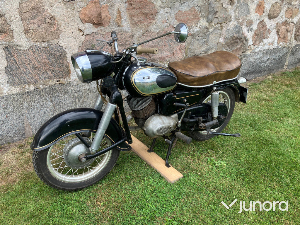 Moped och Motorcyklar - Motocikls: foto 4 Moped och Motorcyklar - Motocikls: foto 4