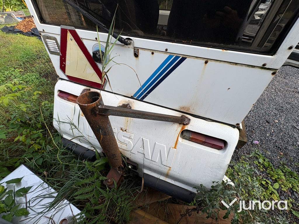 Plogbil - Bagagetruck - Bagāžas vilcējs: foto 3 Plogbil - Bagagetruck - Bagāžas vilcējs: foto 3