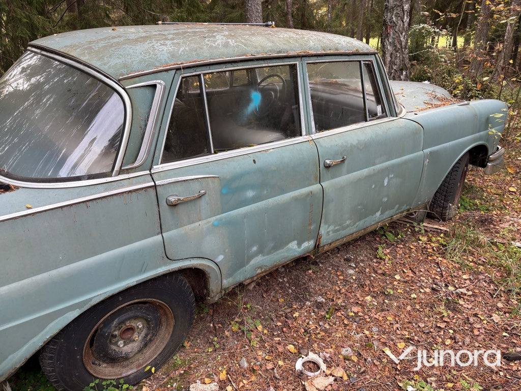 Renoveringsobjekt - Mercedes-Benz 220 S - Vieglā automašīna: foto 3 Renoveringsobjekt - Mercedes-Benz 220 S - Vieglā automašīna: foto 3