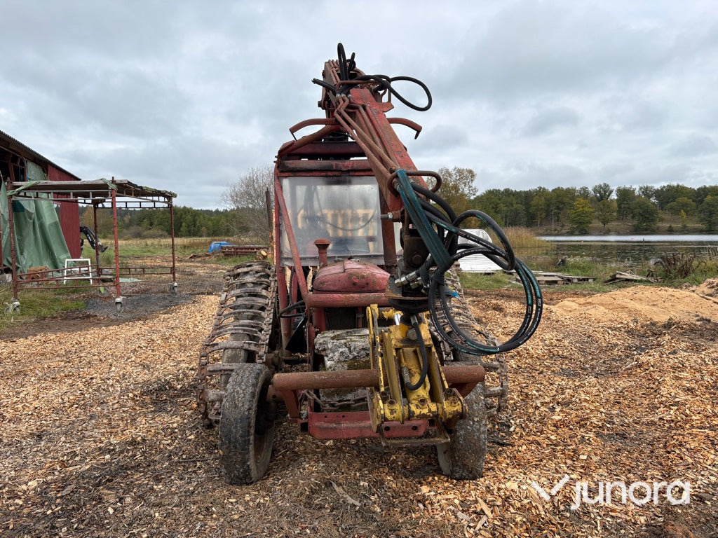 Skogstraktor ÖSA-48 ”Volvo BM 400 Buster” - Meža traktors: foto 2 Skogstraktor ÖSA-48 ”Volvo BM 400 Buster” - Meža traktors: foto 2