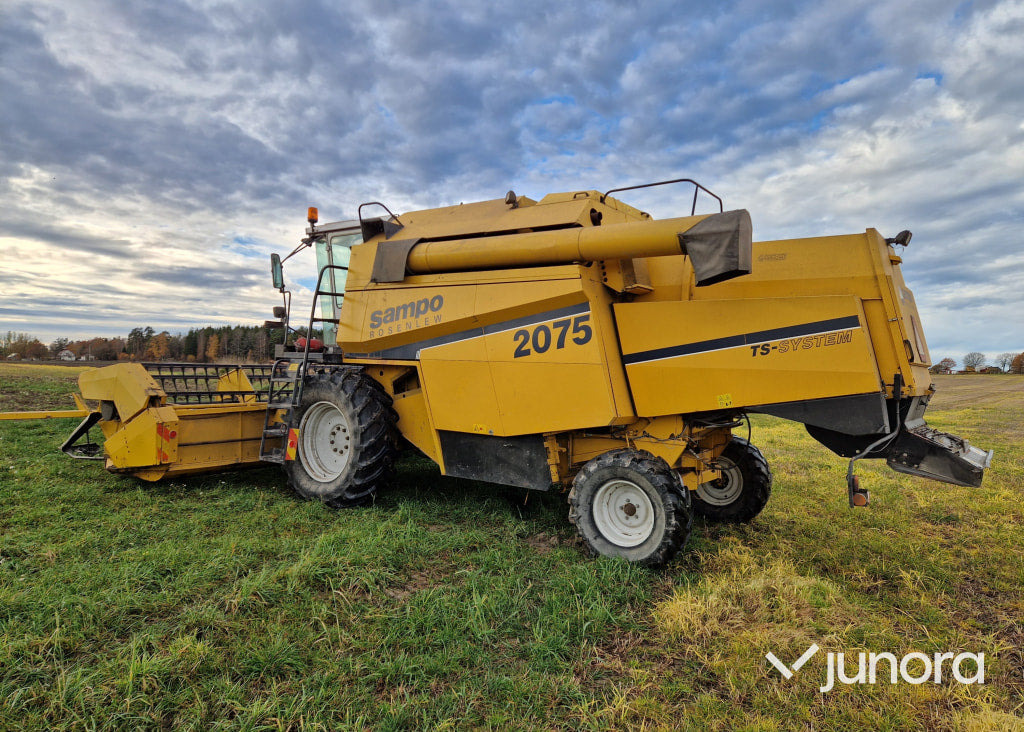 Skördetröska - Sampo Rosenlew, 2075 - Labības kombains: foto 2 Skördetröska - Sampo Rosenlew, 2075 - Labības kombains: foto 2