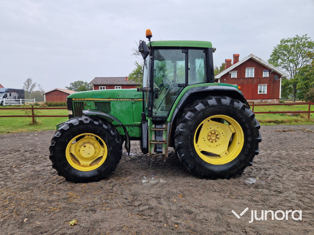 Traktor John Deere 6900 - Traktors: foto 3 Traktor John Deere 6900 - Traktors: foto 3