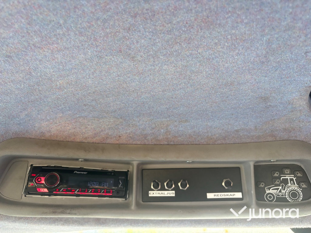 Traktors Traktor - New Holland T7040: foto 18