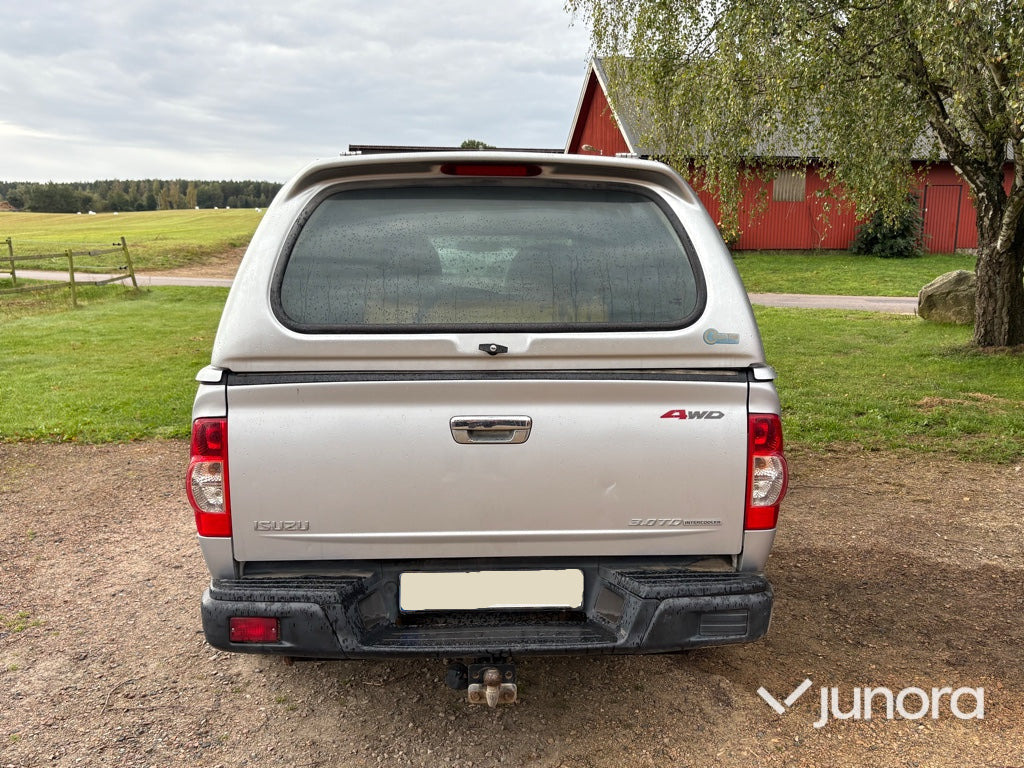 Transportbil - Isuzu Crew 3.0 AT - Pikaps: foto 4 Transportbil - Isuzu Crew 3.0 AT - Pikaps: foto 4