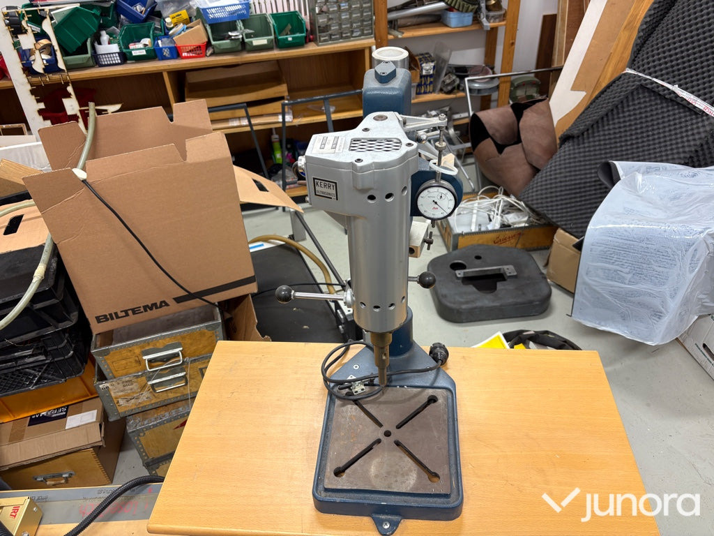 Ultraljudsborr - KERRY Ultrasonics, KDS150 - Galda urbjmašīna: foto 1 Ultraljudsborr - KERRY Ultrasonics, KDS150 - Galda urbjmašīna: foto 1