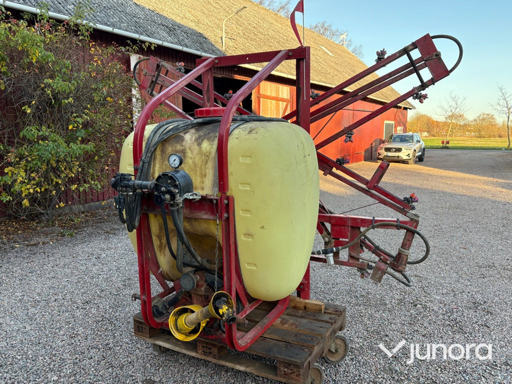 Växtskyddsspruta – Hardi, NK 600 - Uzkarināmais miglotājs: foto 3 Växtskyddsspruta – Hardi, NK 600 - Uzkarināmais miglotājs: foto 3