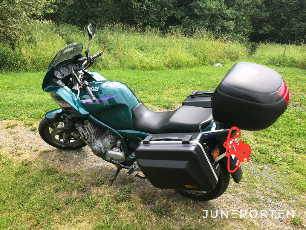 Yamaha Xj 900s - Motocikls: foto 1 Yamaha Xj 900s - Motocikls: foto 1