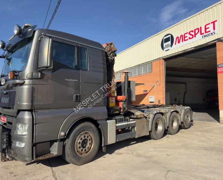 MAN TGX 35.480 - Pacēlājs ar āķi: foto 1 MAN TGX 35.480 - Pacēlājs ar āķi: foto 1