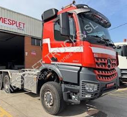 Mercedes Arocs 3551 - Kravas automašīna pašizgāzējs: foto 2 Mercedes Arocs 3551 - Kravas automašīna pašizgāzējs: foto 2
