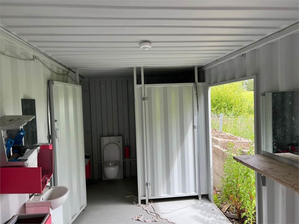 5 stk 20 fods indrettet til WC - baderum - Maināmā virsbūve - furgons: foto 3 5 stk 20 fods indrettet til WC - baderum - Maināmā virsbūve - furgons: foto 3