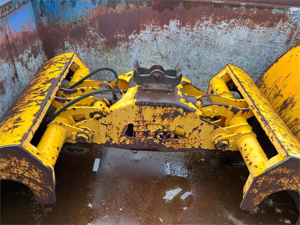 BSV 700 ltr jord grab for aftalelige endegavle - Greifera kauss: foto 1 BSV 700 ltr jord grab for aftalelige endegavle - Greifera kauss: foto 1