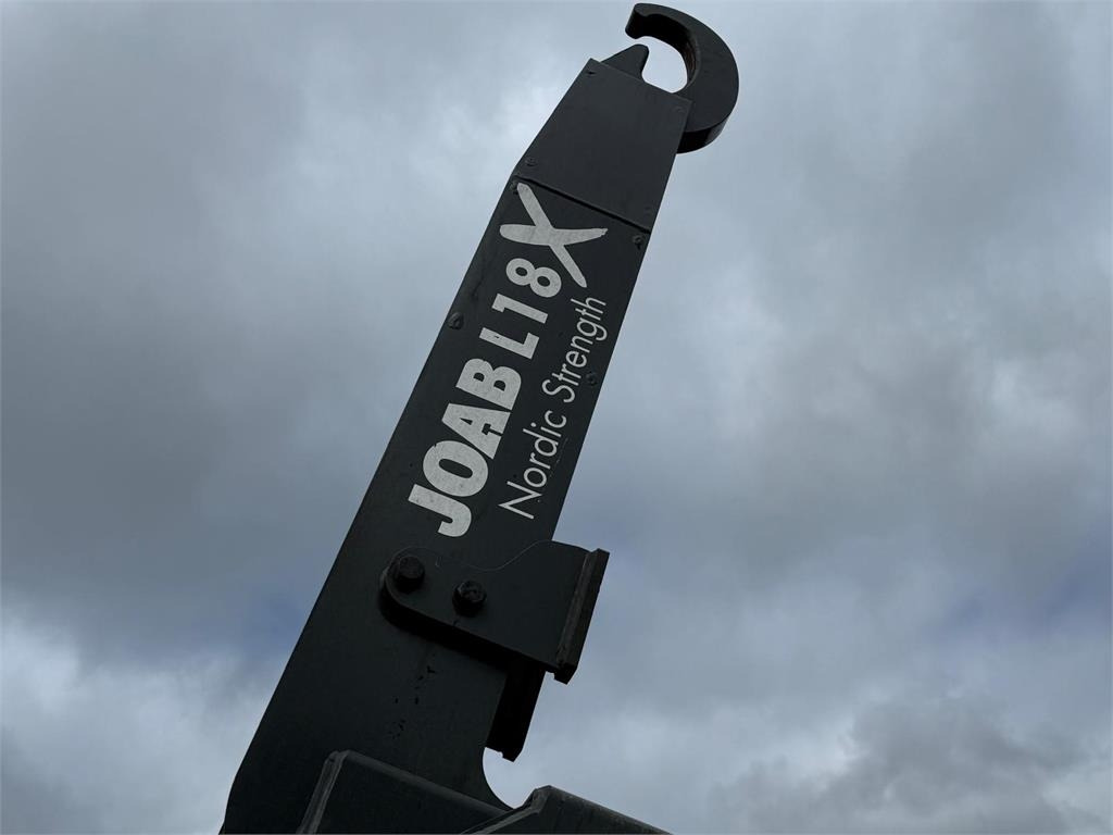 DAF CF 480 FAX 8x2*6 - Būvgružu konteineru vedējs: foto 5 DAF CF 480 FAX 8x2*6 - Būvgružu konteineru vedējs: foto 5