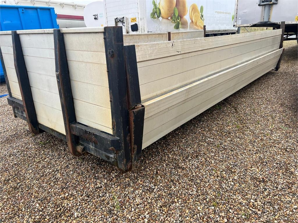 HMF 6650 mm - 2 delt - aut bagsmæk - Maināmā virsbūve - furgons: foto 5 HMF 6650 mm - 2 delt - aut bagsmæk - Maināmā virsbūve - furgons: foto 5