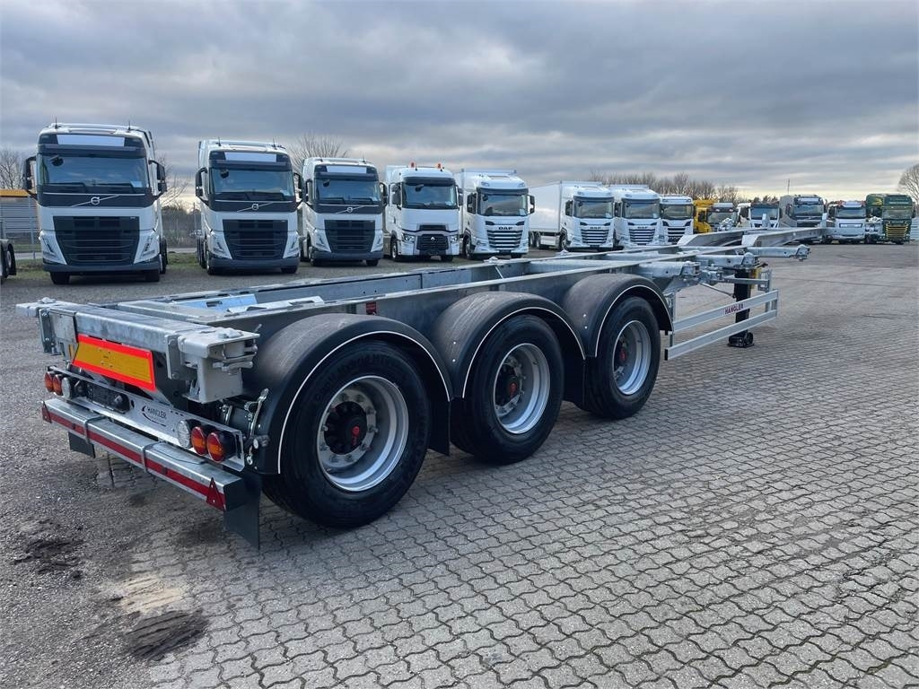 Hangler SDS 430 container chassis - multi låse - ADR - Puspiekabe noņemamā virsbūve/ Konteineru vedējs: foto 1 Hangler SDS 430 container chassis - multi låse - ADR - Puspiekabe noņemamā virsbūve/ Konteineru vedējs: foto 1