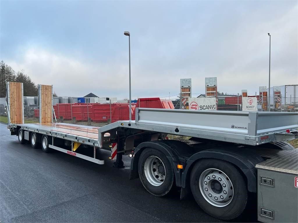 Hangler SDS-H 510-T 3-aks maskintrailer - dobbelt ramper - Puspiekabe zema profila platforma: foto 3 Hangler SDS-H 510-T 3-aks maskintrailer - dobbelt ramper - Puspiekabe zema profila platforma: foto 3