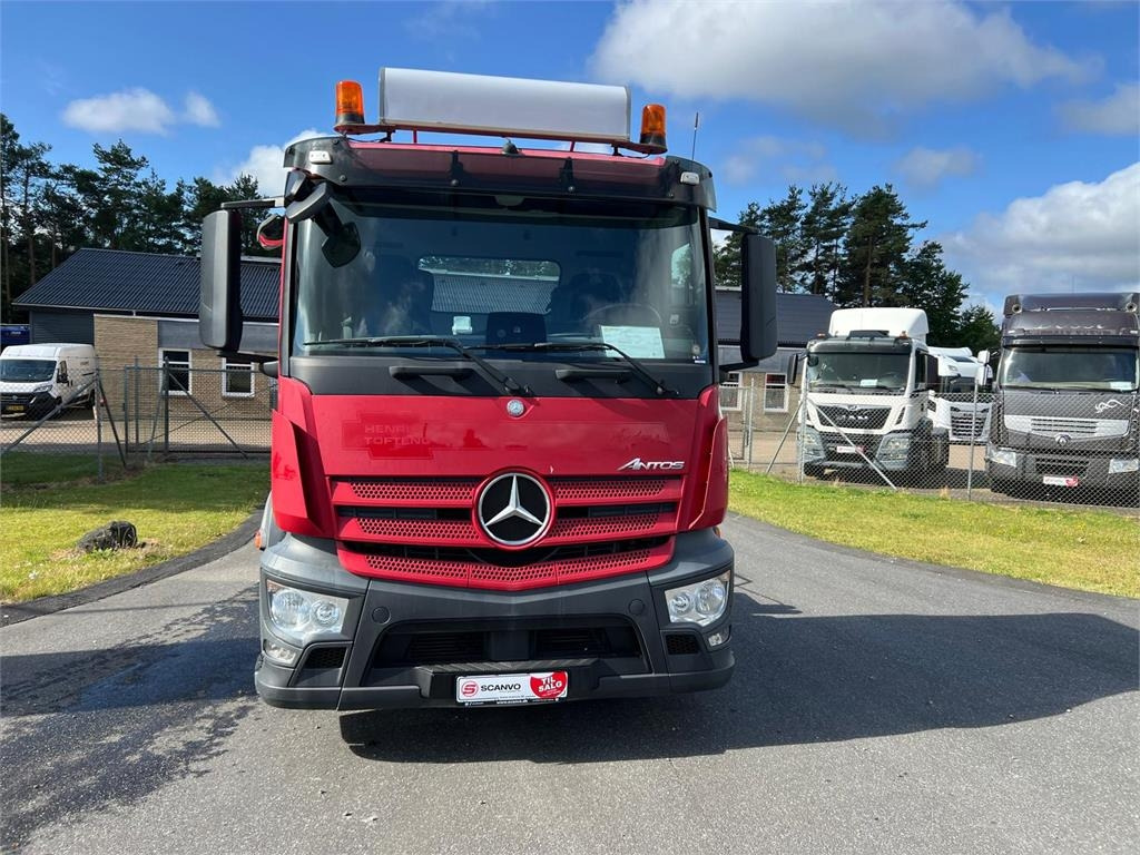 Mercedes-Benz Antos 2543 - Būvgružu konteineru vedējs: foto 5 Mercedes-Benz Antos 2543 - Būvgružu konteineru vedējs: foto 5