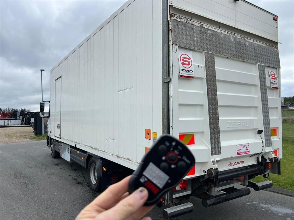 Mercedes-Benz Atego 1224 LnR - Kravas automašīna ar slēgto virsbūvi: foto 3 Mercedes-Benz Atego 1224 LnR - Kravas automašīna ar slēgto virsbūvi: foto 3