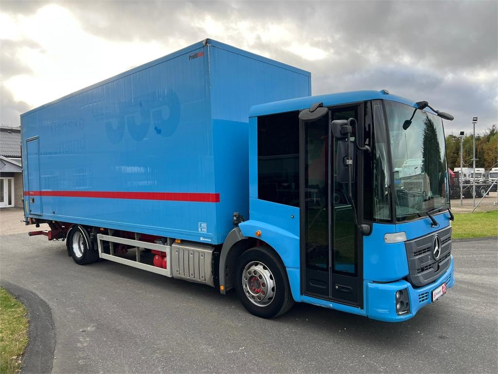 Mercedes-Benz Econic 1827 L  - Kravas automašīna ar slēgto virsbūvi: foto 2 Mercedes-Benz Econic 1827 L  - Kravas automašīna ar slēgto virsbūvi: foto 2