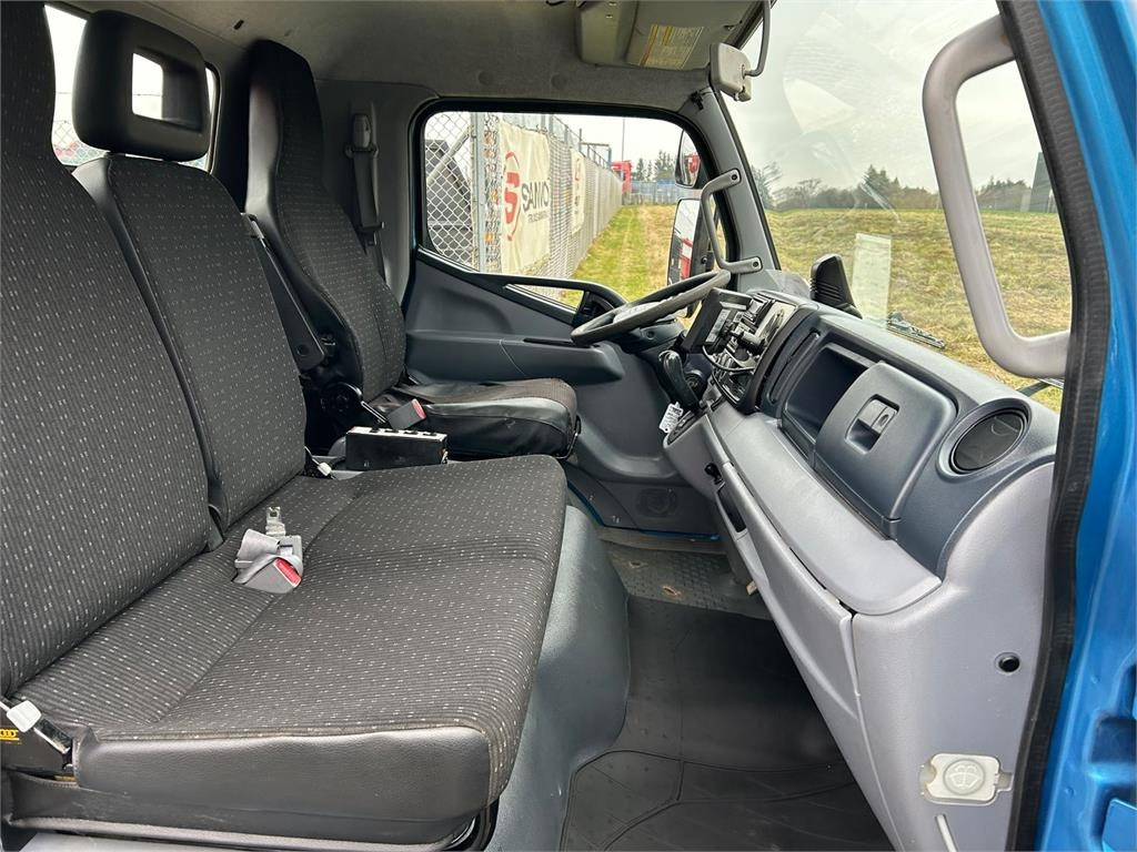 Mitsubishi Fuso CANTER 9C150  - Pacēlājs ar āķi: foto 5 Mitsubishi Fuso CANTER 9C150  - Pacēlājs ar āķi: foto 5