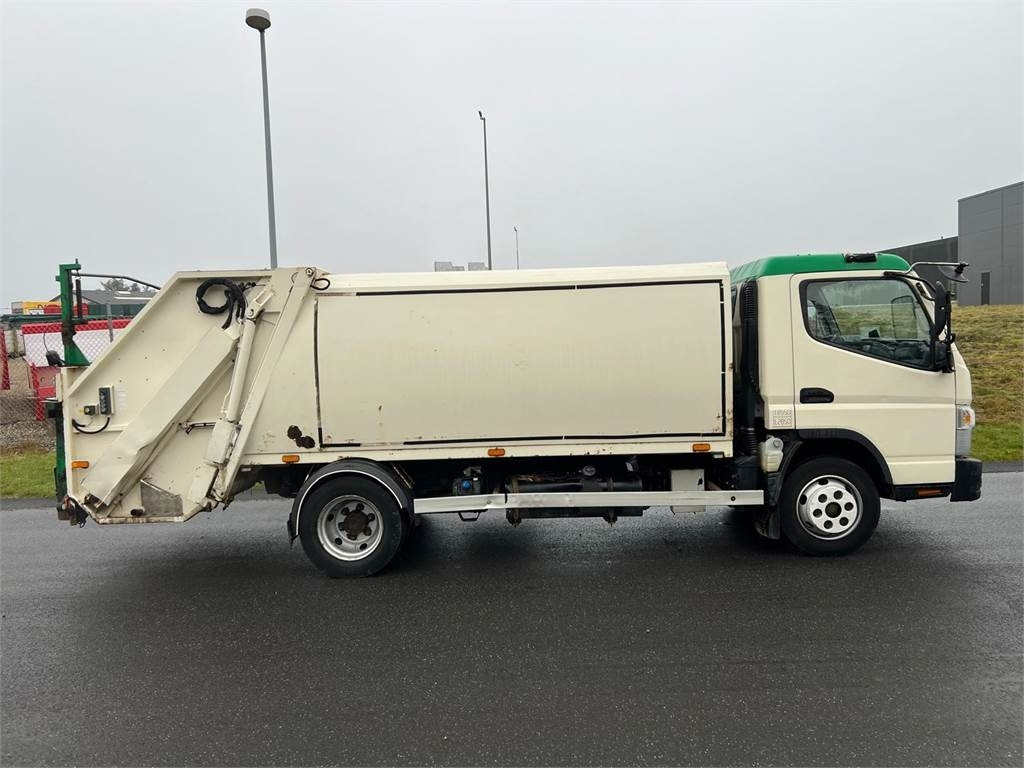 Mitsubishi Fuso CANTER 9C18 - Atkritumu vedējs: foto 4 Mitsubishi Fuso CANTER 9C18 - Atkritumu vedējs: foto 4
