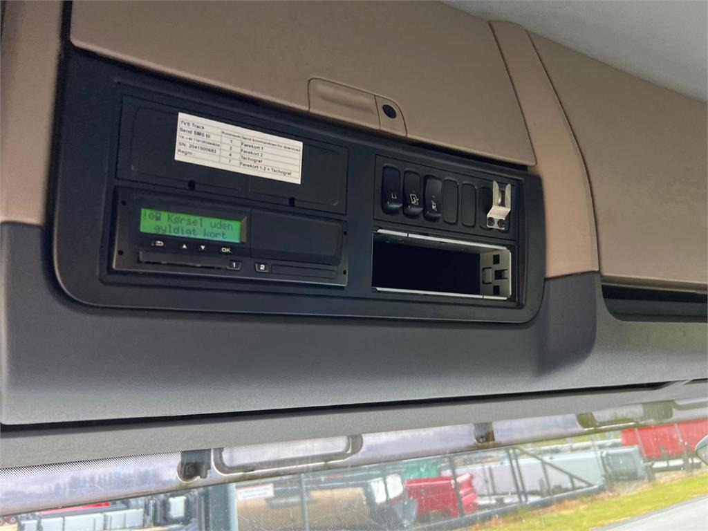 Kravas automašīna ar slēgto virsbūvi Scania P320 DB 4x2 MLB - low entry: foto 10