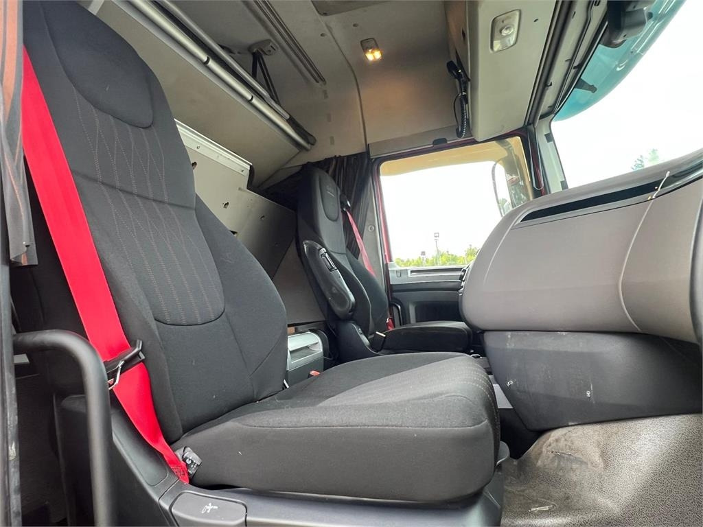 Vilcējs DAF XF 480 TF - hydraulik kit: foto 8 Vilcējs DAF XF 480 TF - hydraulik kit: foto 8