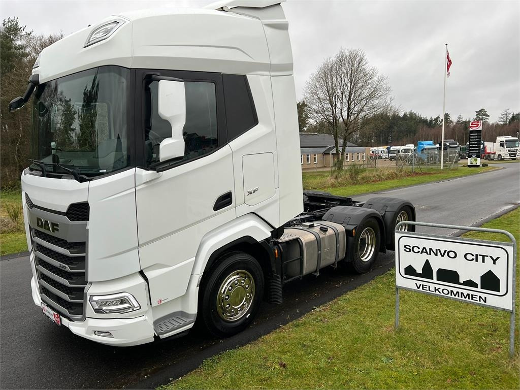 DAF XF530 FTS 6x2 - Vilcējs: foto 1 DAF XF530 FTS 6x2 - Vilcējs: foto 1